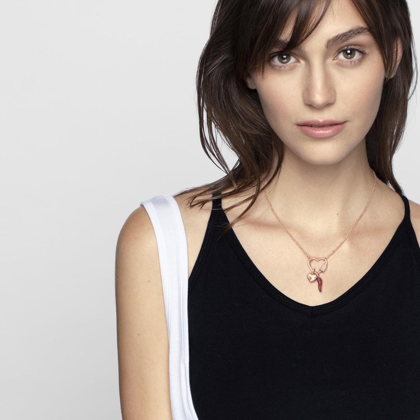 Charming - Kolye ve Ucu - Fuşya boynuz gülü altın